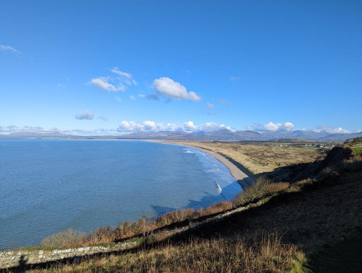 Cosy, Coastal Cottage In Snowdonia Harlech Bagian luar foto